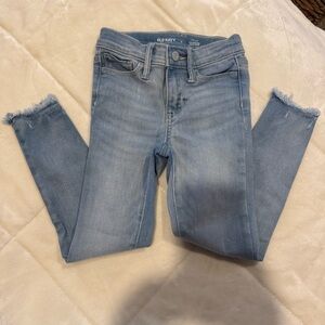 Old Navy Girls’ Cropped Jeans in Light Blue